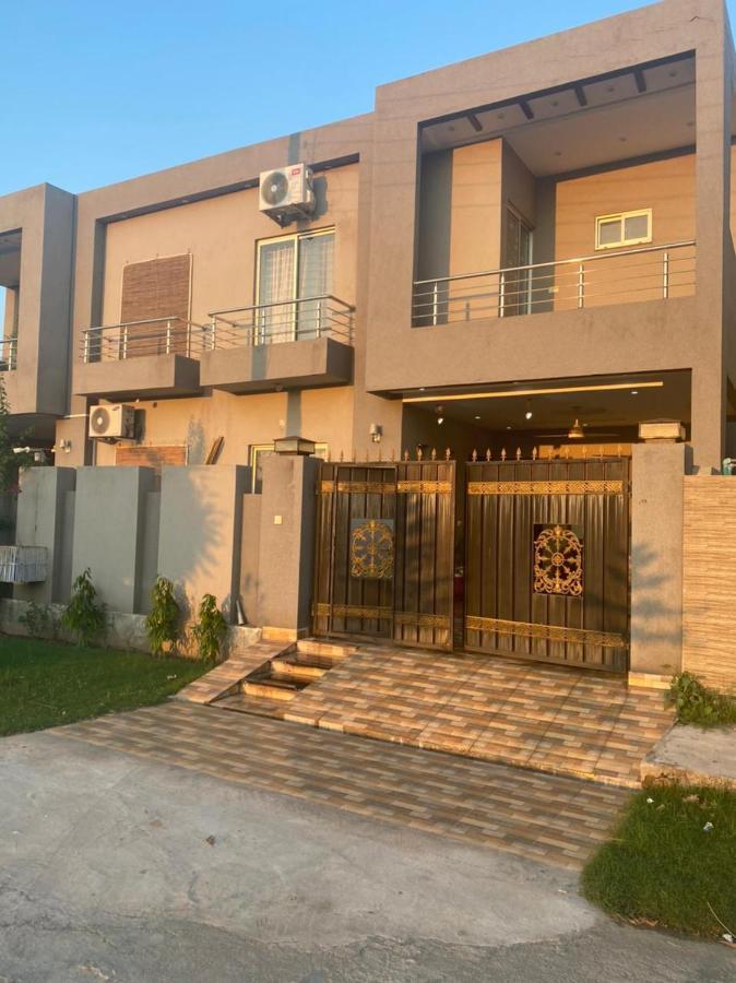 Grey Orchard Homestay - A Family Place Lahore Eksteriør bilde